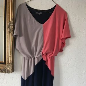 Roz & Ali Woman Short Sleeve Sheath Dress